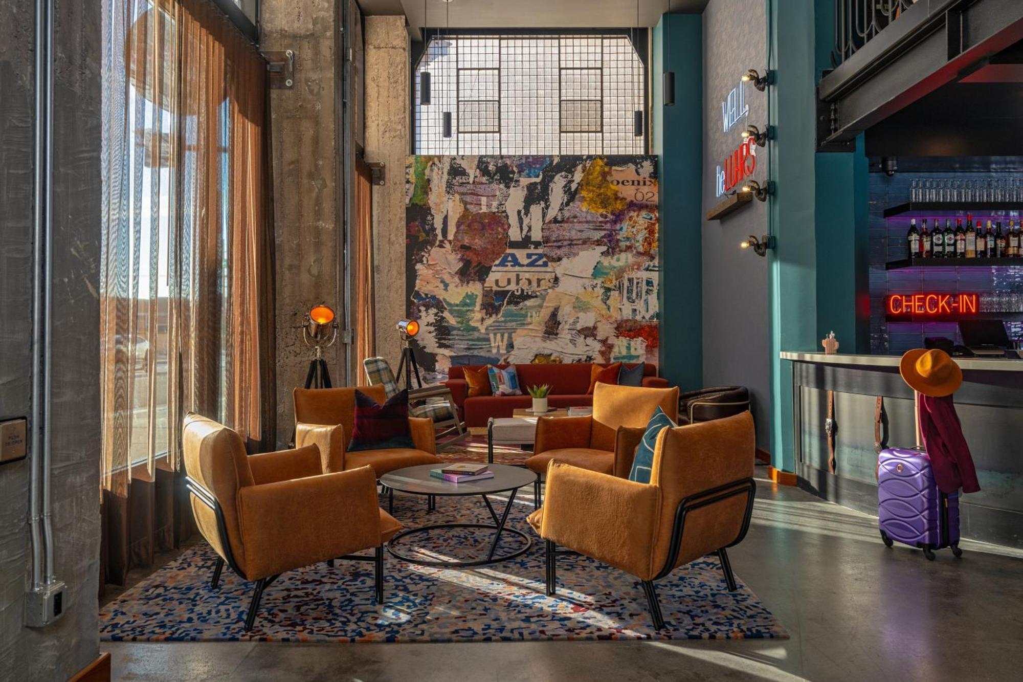 Moxy Phoenix Downtown Exterior photo